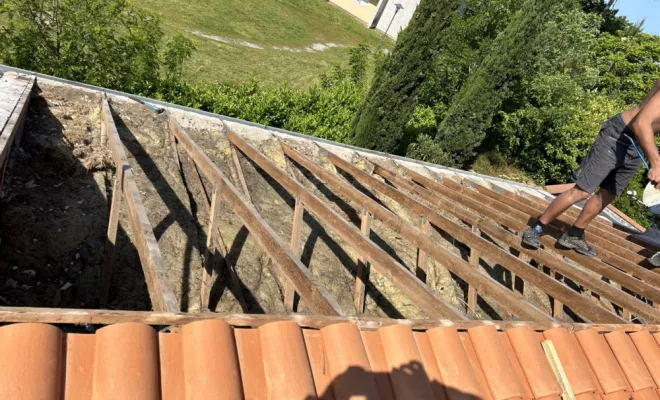 Remplacement de Liteaux et de tuiles, Bordeaux, WJ Couverture