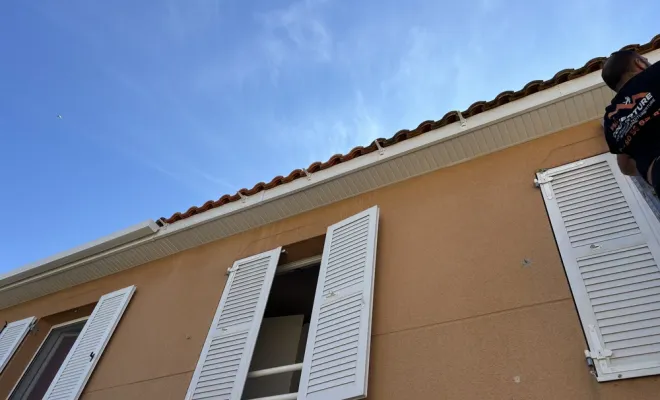 Remplacement de gouttière, bandeaux et lambris pvc, Bordeaux, WJ Couverture