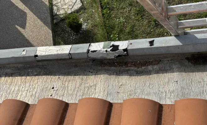 Pourquoi faire vérifier sa toiture pour la zinguerie quand elle est en mauvais état ?, Bordeaux, WJ Couverture