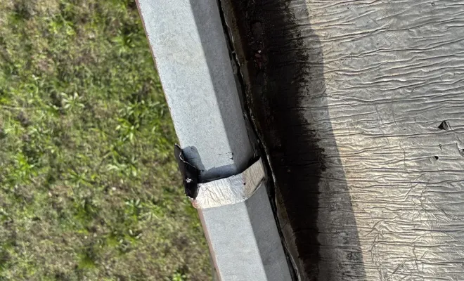 Pourquoi faire vérifier sa toiture pour la zinguerie quand elle est en mauvais état ?, Bordeaux, WJ Couverture