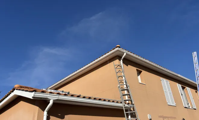 Gouttières, bandeaux et lambris , Bordeaux, WJ Couverture