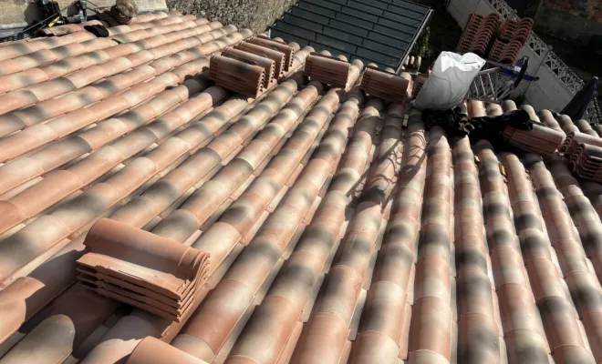 Toiture complète avec charpente, litonnage, pare pluie tuiles et velux , Bordeaux, WJ Couverture